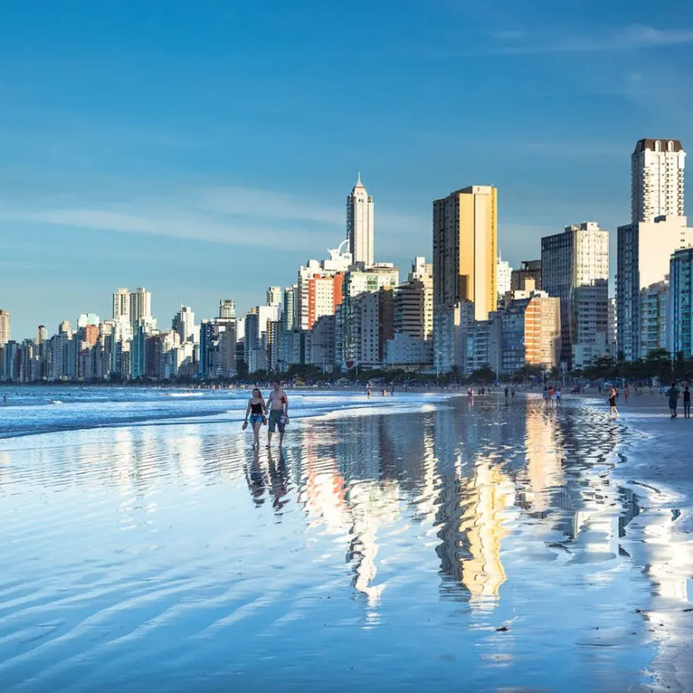 Por que agora é o momento certo para investir em Balneário Camboriú